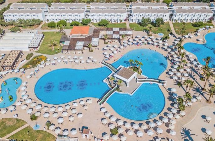 Atlantica Ocean Beach Resort (1)
