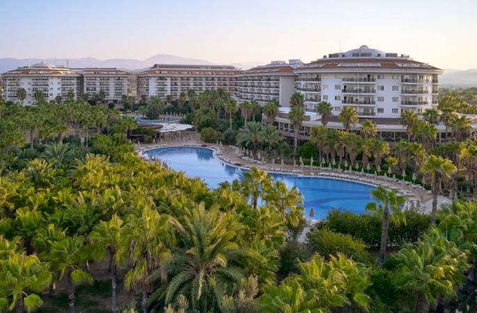 Seaden Sea World Resort & Spa