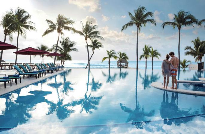 The Fives Azul Beach Resort