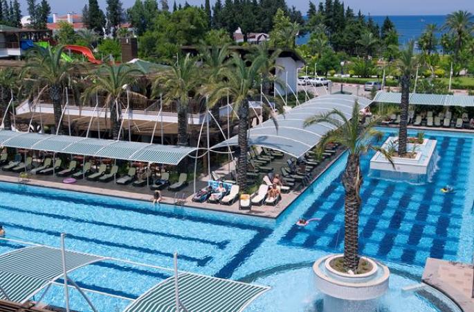 Hotel Crystal de Luxe Resort & Spa