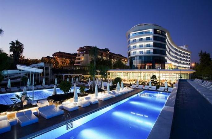 Hotel Q Premium Resort