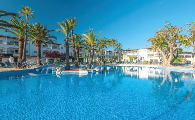 Alcudia Garden