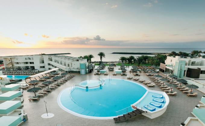 HD Beach Resort & Spa