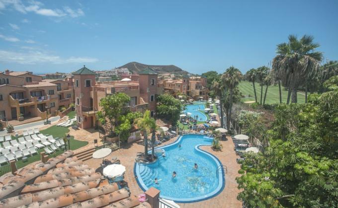 Villa Mandi Golf Resort