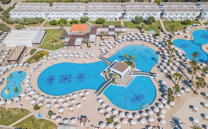 Atlantica Ocean Beach Resort (1)