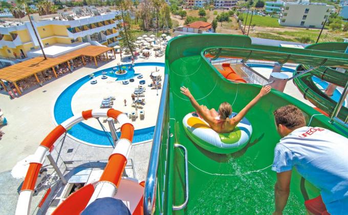 SPLASHWORLD Sun Palace