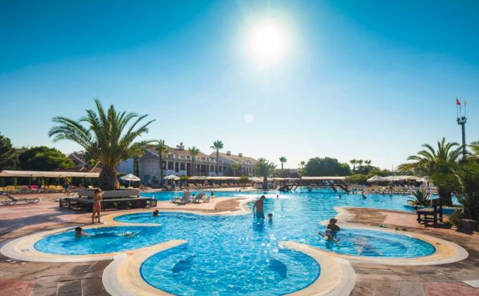 Club Hotel Turan Prince World