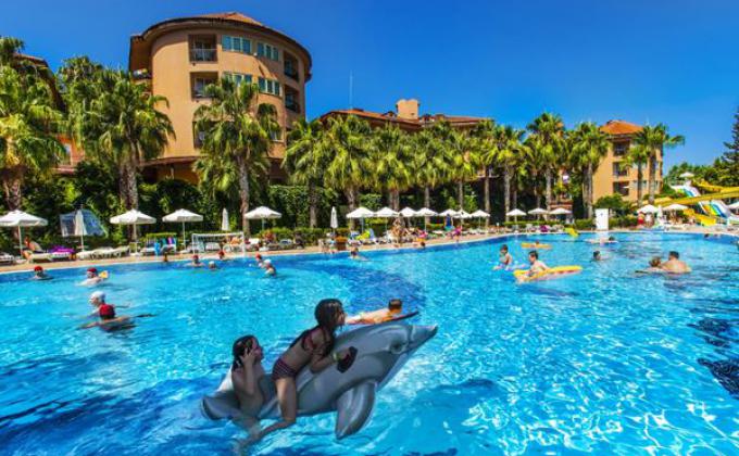 Maxholiday Hotels Stone Palace