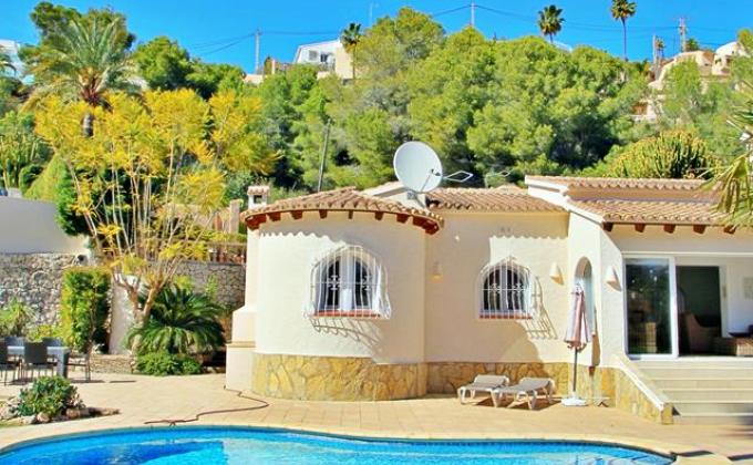 Villa's Calpe met privézwembad - inclusief huurauto