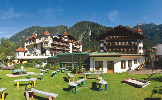 Sport & Spa Hotel Strass