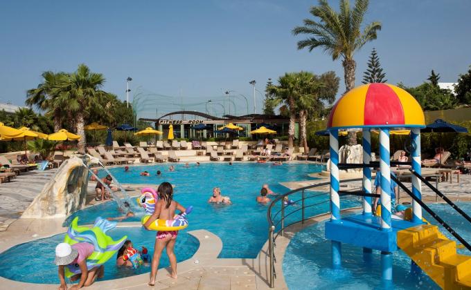 Star Beach Village