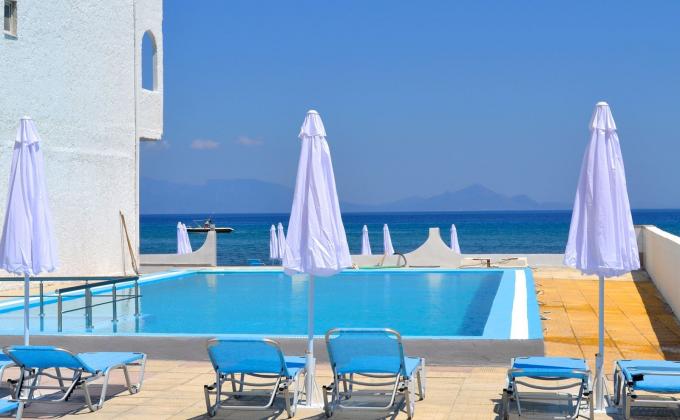 Valinakis Beach
