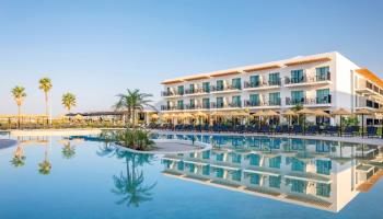 AP Cabanas Beach & Nature