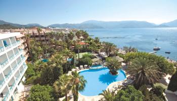 Tropical Beach Hotel