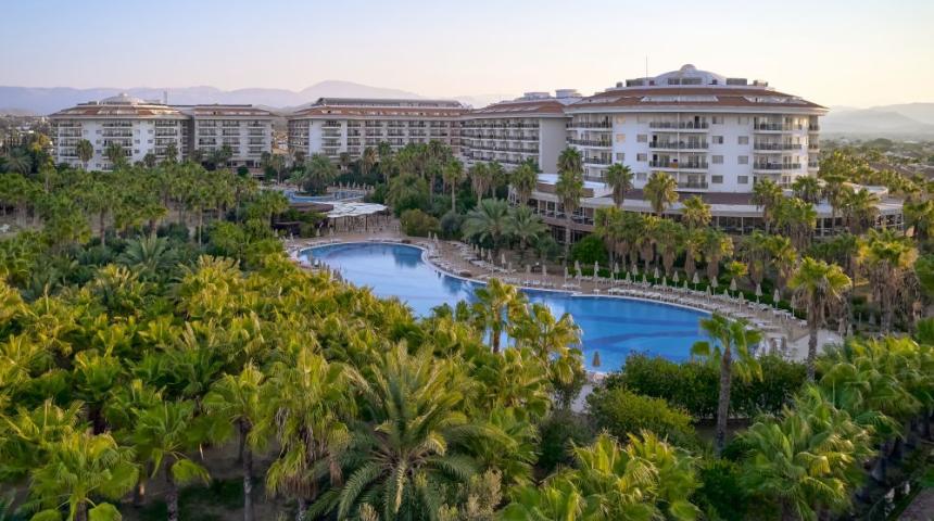 Seaden Sea World Resort & Spa