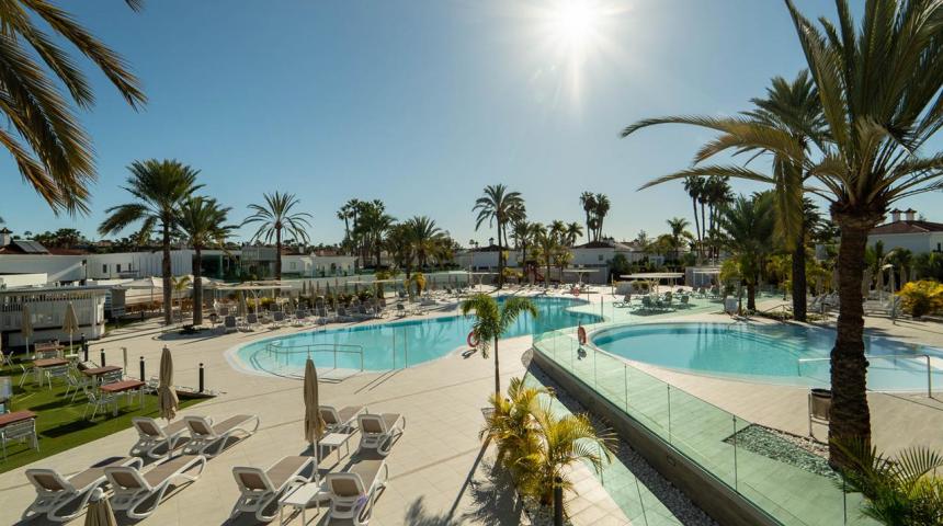 Hotel LIVVO Dunagolf Suites
