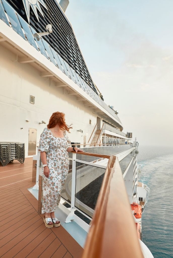 MSC Cruises - vrouw op het dek