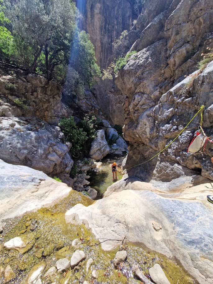 Kreta zoals je het niet verwacht: rust, avontuur en een zwembad op een heuvel 3 canyoning kreta