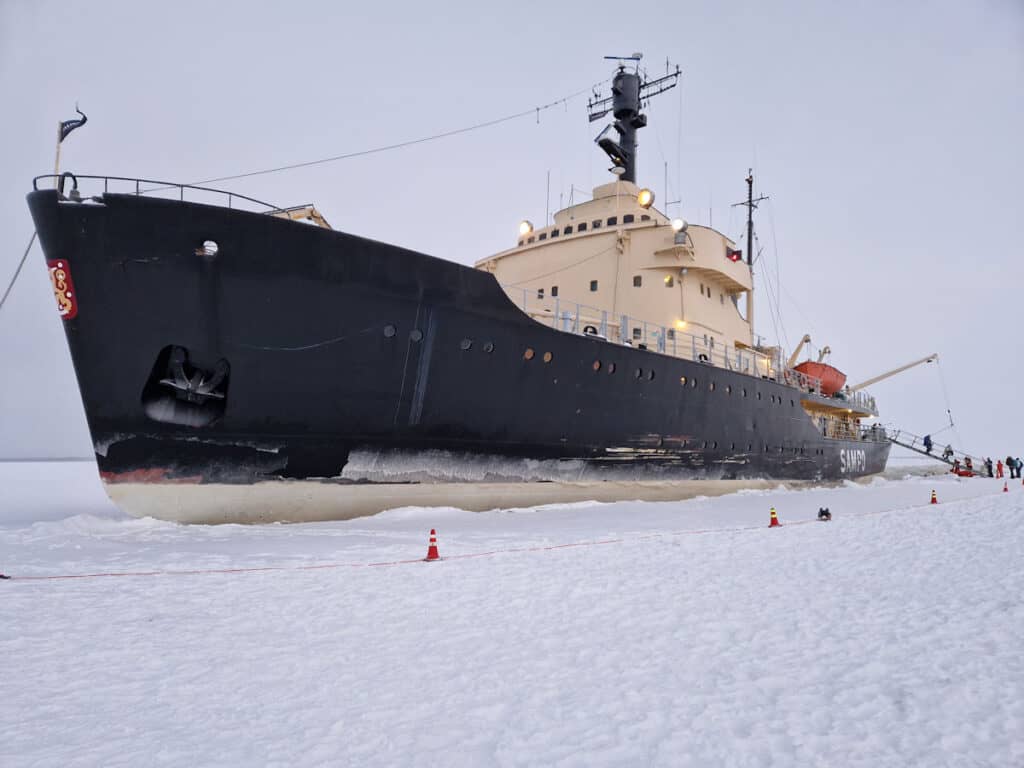 Op reis naar het hoge noorden van Finland - Lapland op zijn best! 3 ijsbreker sampo lapland